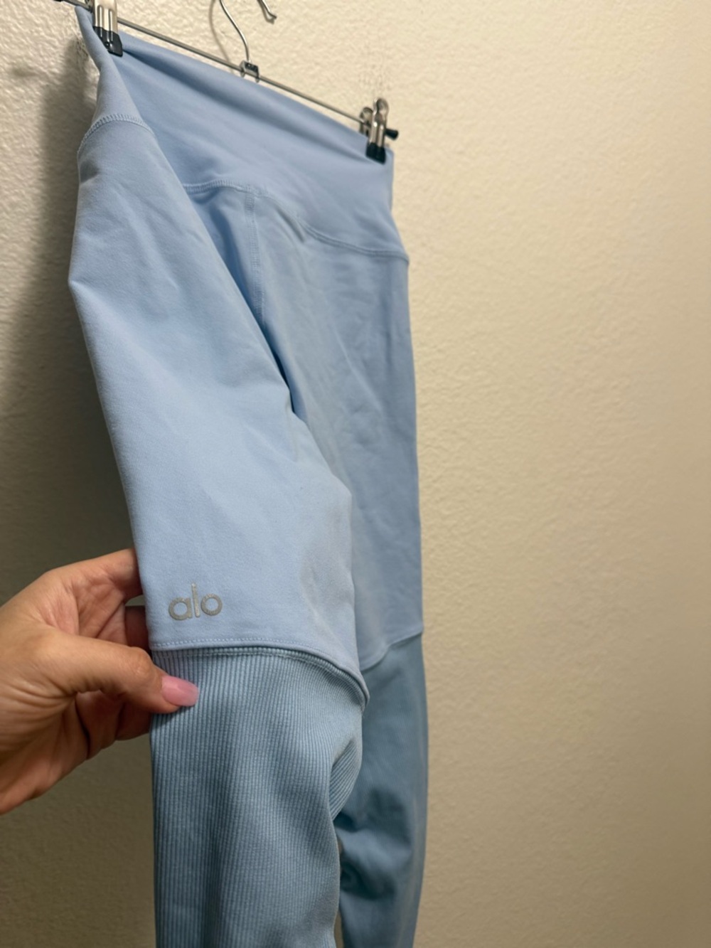 Alo Light Blue leggings